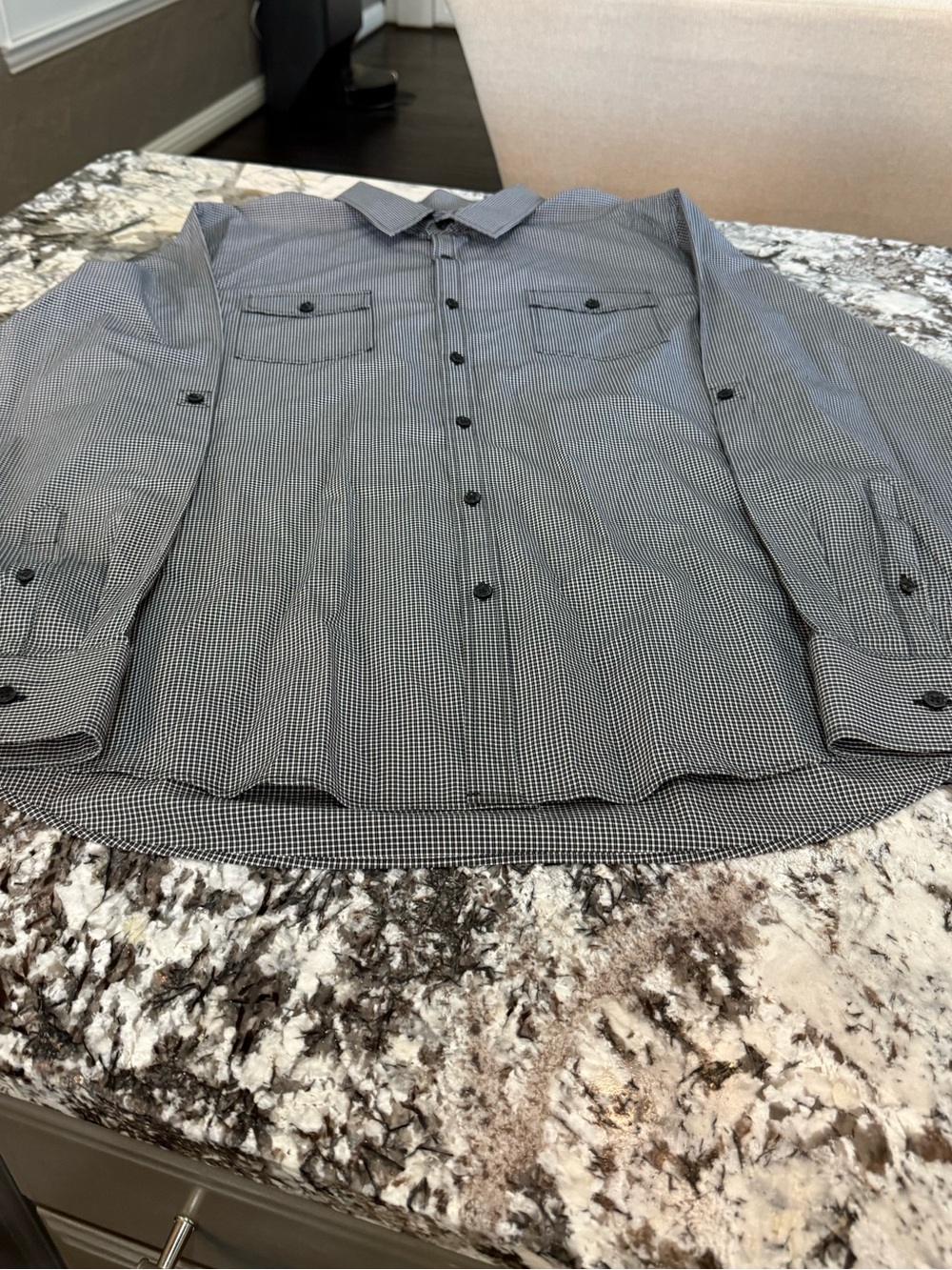 Murano Men’s Button-Down Shirt – XL